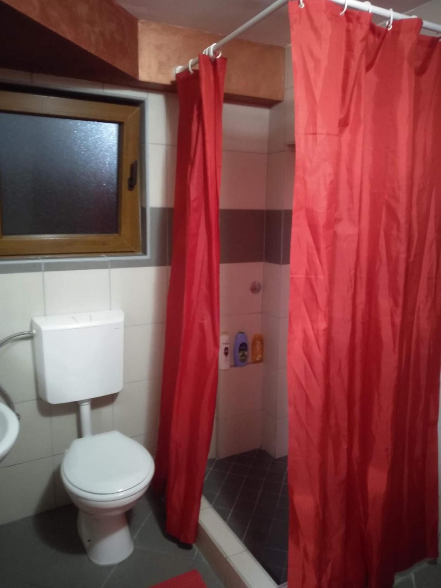 Apartments Popovic بودغوريتْسا المظهر الخارجي الصورة